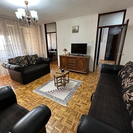 Tamaris Apartment Subotica Bagian luar foto