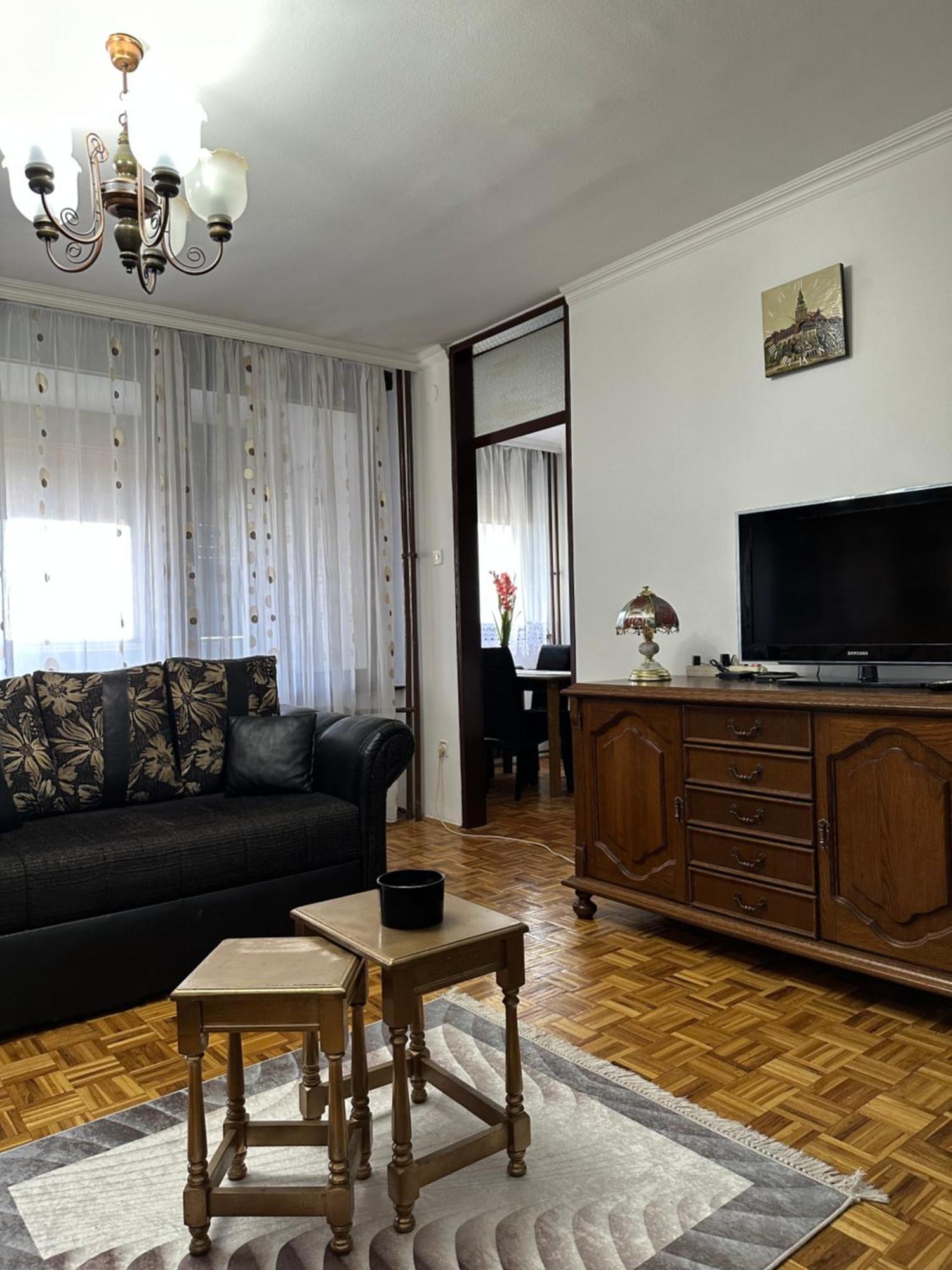 Tamaris Apartment Subotica Bagian luar foto